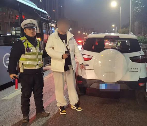 天牛宝 心存侥幸要不得，勿碰酒驾“高压线”！